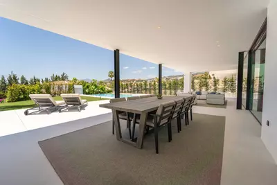 Detached Villa in Nueva Andalucía
