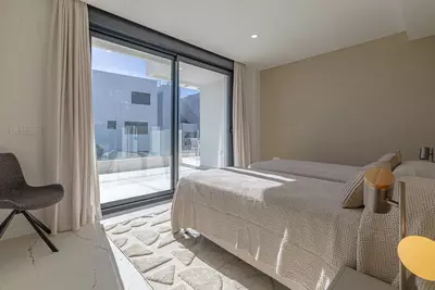 Middle Floor Apartment in Casares Playa