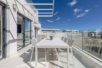 Middle Floor Apartment in Casares Playa