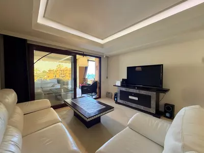 Middle Floor Apartment in Estepona