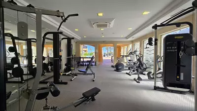 Middle Floor Apartment in Estepona