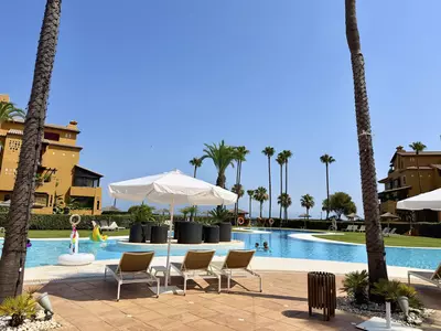 Middle Floor Apartment in Estepona