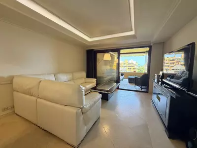 Middle Floor Apartment in Estepona