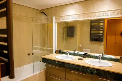 Middle Floor Apartment in Selwo