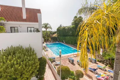 Middle Floor Apartment in Nueva Andalucía