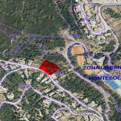 Residential Plot in Estepona