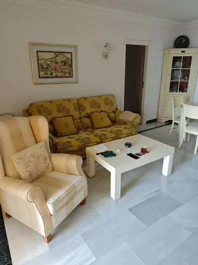 Middle Floor Apartment in Marbella