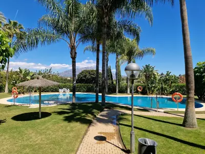 Middle Floor Apartment in Benahavís