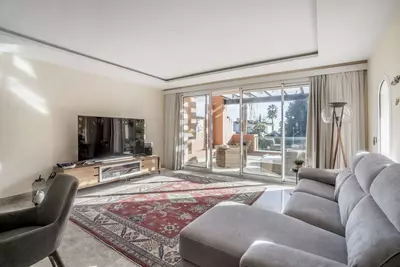Middle Floor Apartment in Nueva Andalucía