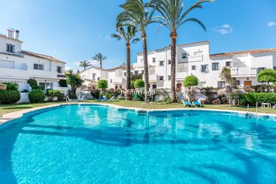 Townhouse in Nueva Andalucía