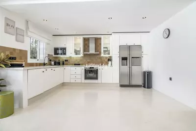 Townhouse in Nueva Andalucía