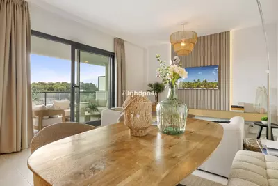 Middle Floor Apartment in Estepona