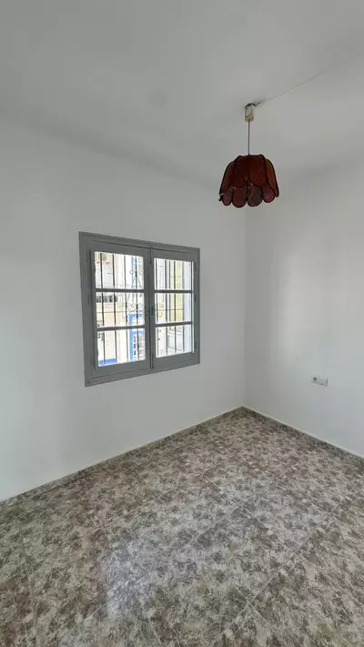 Middle Floor Apartment in Estepona