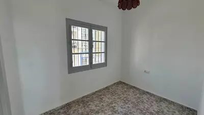 Middle Floor Apartment in Estepona