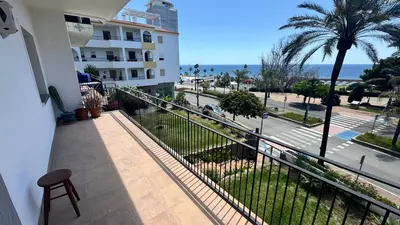 Middle Floor Apartment in Estepona