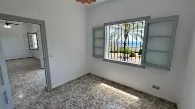 Middle Floor Apartment in Estepona
