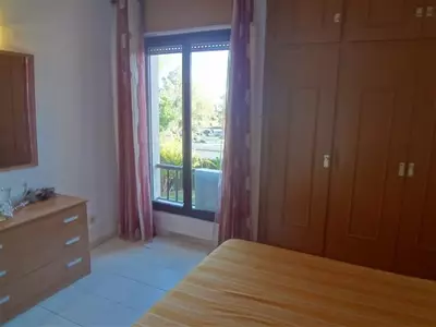 Middle Floor Apartment in Nueva Andalucía