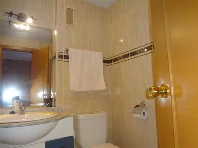 Middle Floor Apartment in Nueva Andalucía