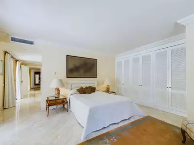 Detached Villa in Nueva Andalucía