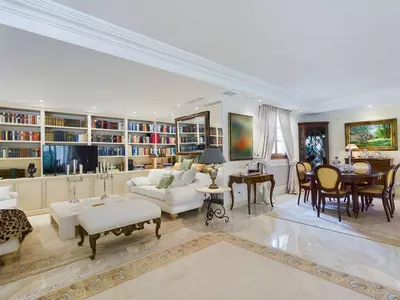 Detached Villa in Nueva Andalucía