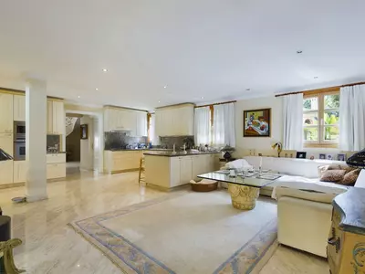 Detached Villa in Nueva Andalucía