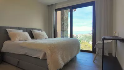 Middle Floor Apartment in Benahavís