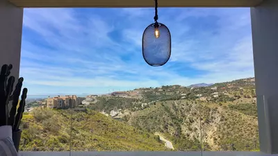Middle Floor Apartment in Benahavís