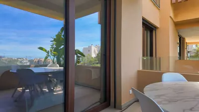 Middle Floor Apartment in Benahavís