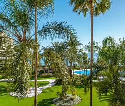 Middle Floor Apartment in Estepona