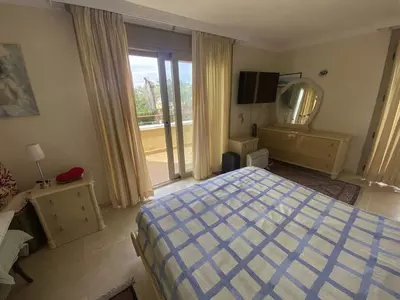 Detached Villa in Nueva Andalucía