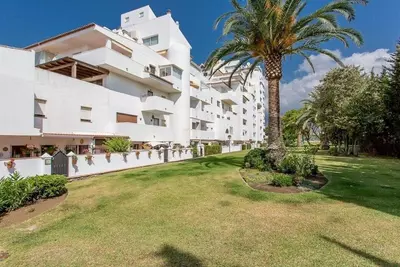 Top Floor Apartment in Estepona