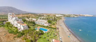 Top Floor Apartment in Estepona