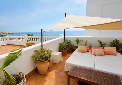 Top Floor Apartment in Estepona