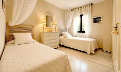 Top Floor Apartment in Estepona