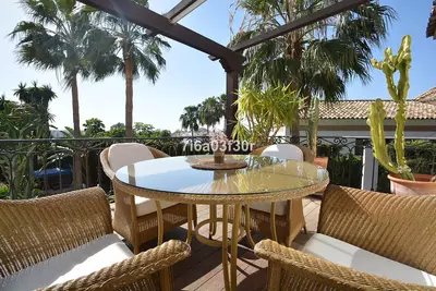 Detached Villa in Nueva Andalucía