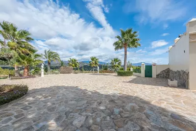 Detached Villa in Estepona