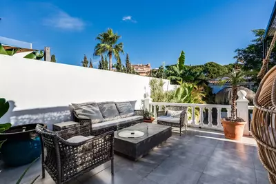 Detached Villa in Nueva Andalucía