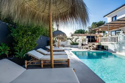 Detached Villa in Nueva Andalucía