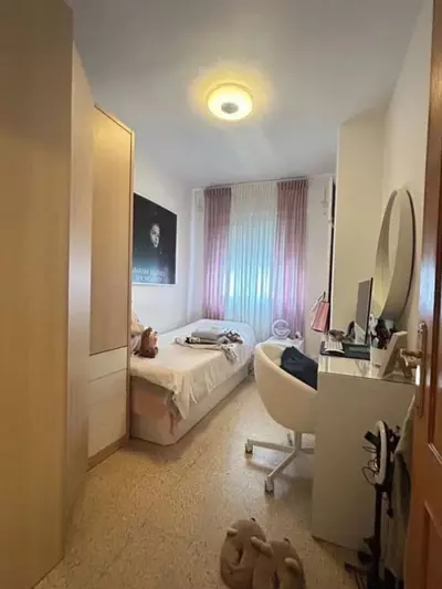 Middle Floor Apartment in Estepona