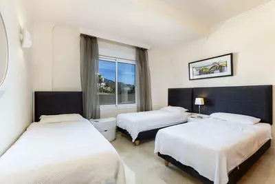 Middle Floor Apartment in Nueva Andalucía