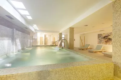 Middle Floor Apartment in Nueva Andalucía