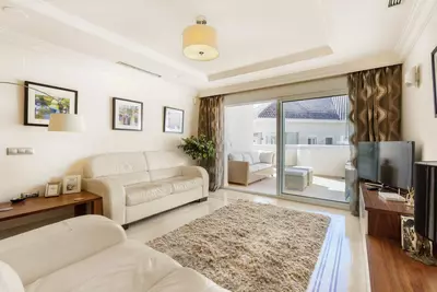 Middle Floor Apartment in Nueva Andalucía