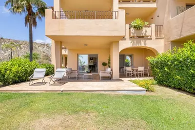 Ground Floor Apartment in Benahavís