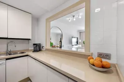 Middle Floor Apartment in Puerto Banús