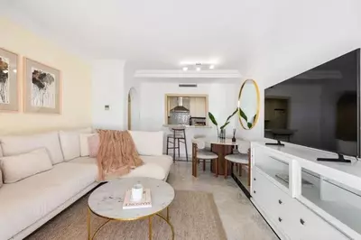 Middle Floor Apartment in Puerto Banús