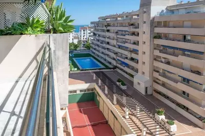 Middle Floor Apartment in Puerto Banús