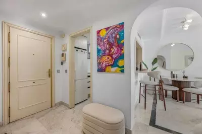 Middle Floor Apartment in Puerto Banús
