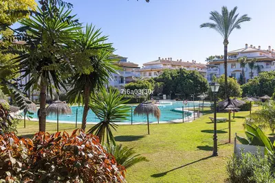 Middle Floor Apartment in Puerto Banús