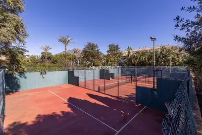 Middle Floor Apartment in Puerto Banús