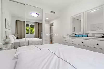 Middle Floor Apartment in Puerto Banús